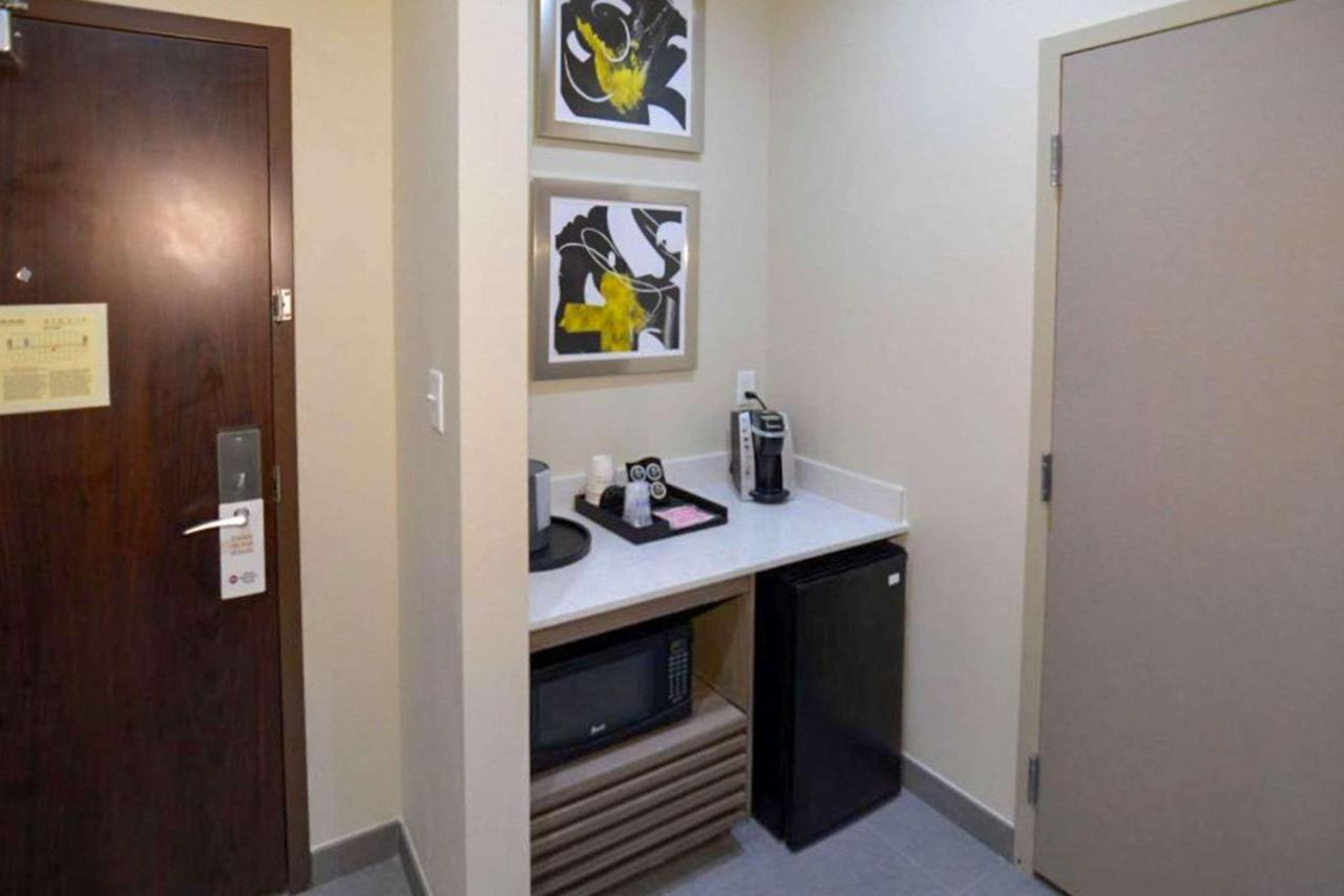 Comfort Inn & Suites Houston I-45 North - Iah Aldine Ngoại thất bức ảnh